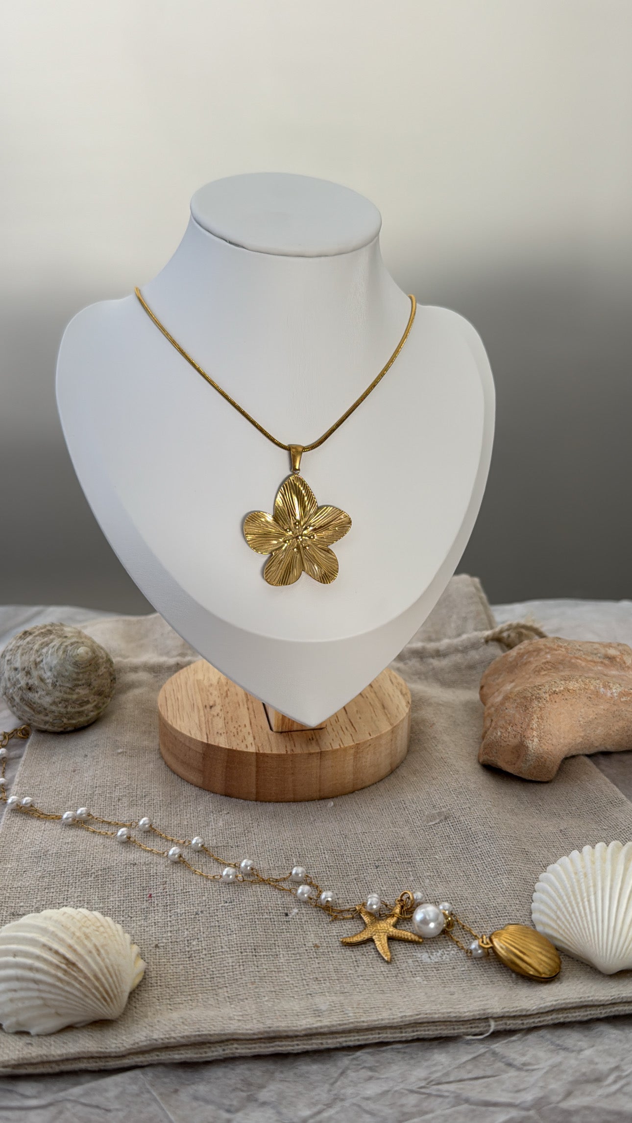 Blossom Pendant Necklace