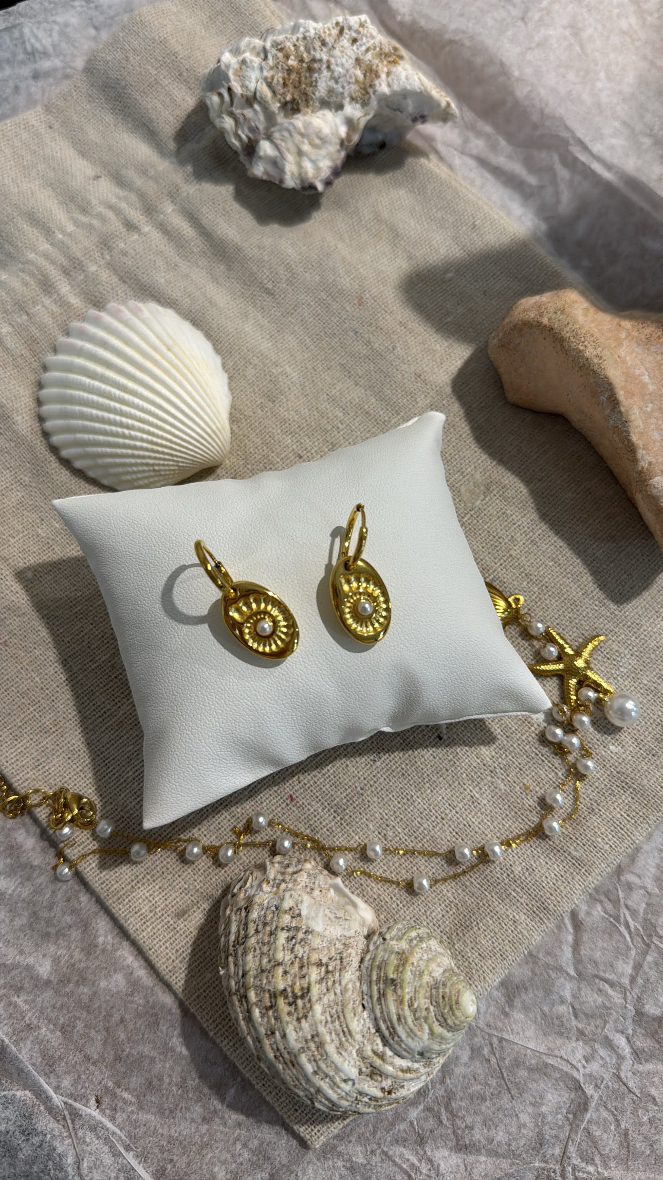 Golden Shell Earrings