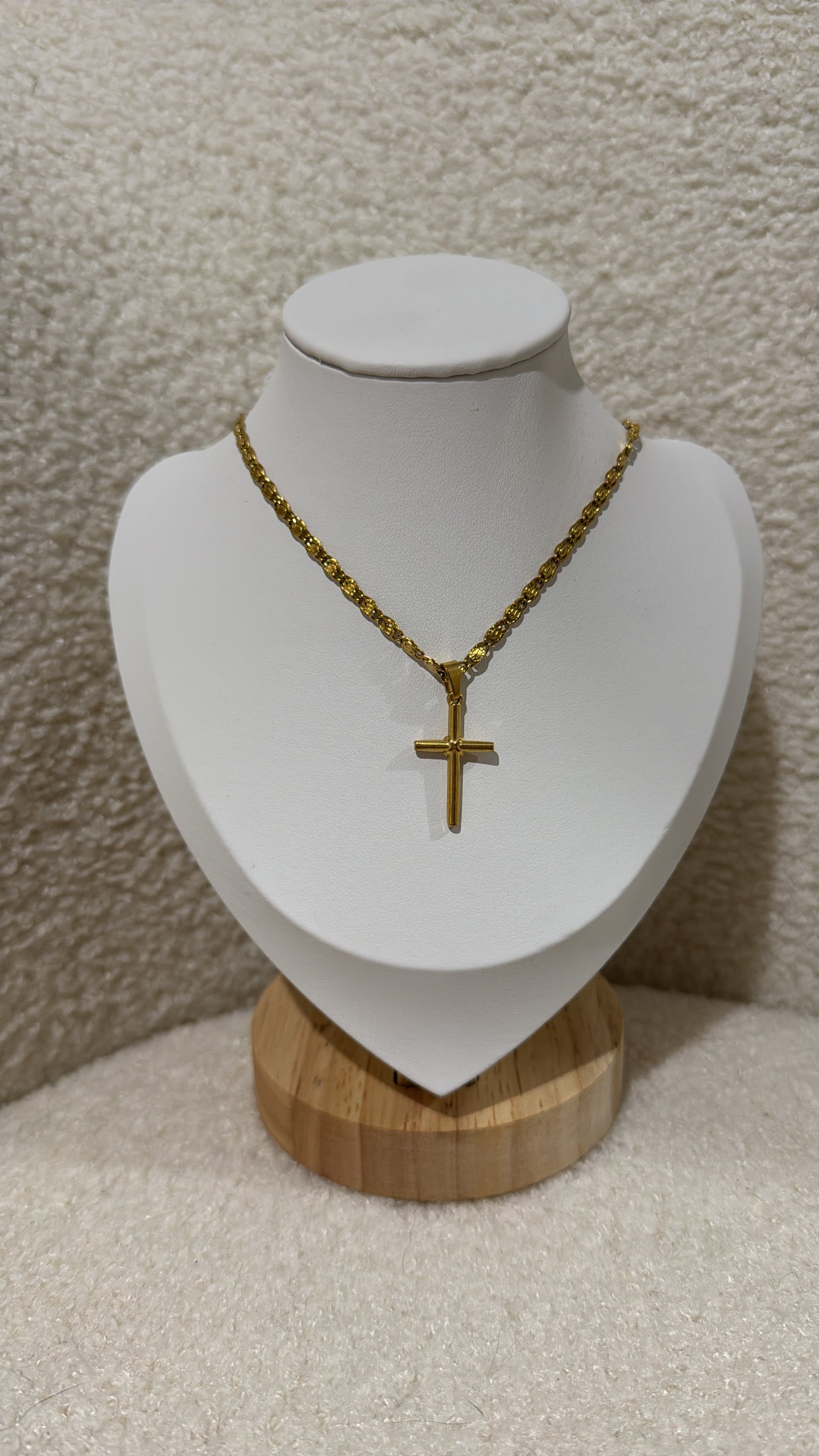 Cross Pendant Necklace
