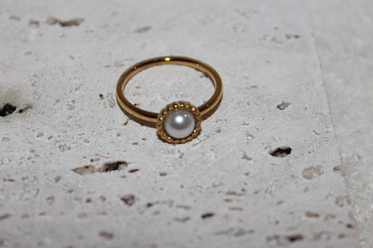 Pearl Ring