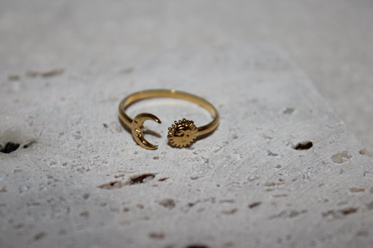 Sun and Moon Ring