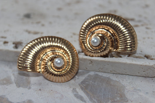 Conch Pearl/Shell Earrings - Rose Gold