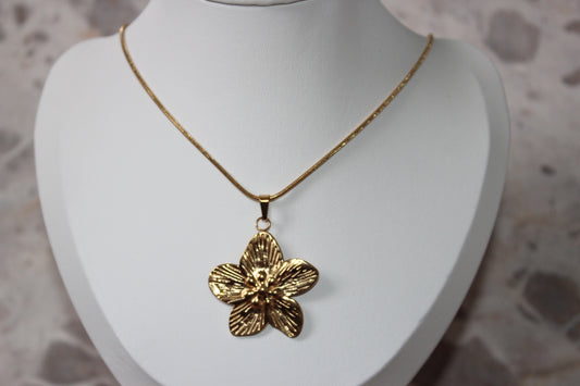 Blossom Pendant Necklace