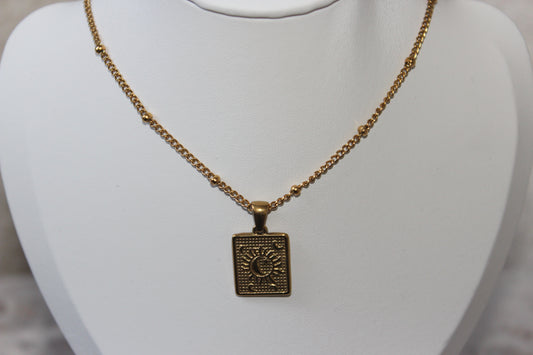 Vintage Style Moon & Sun Pendant Necklace